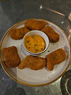 Plant-based chicken nuggets at Teresa Carles Cocina Vegetariana in Barcelona