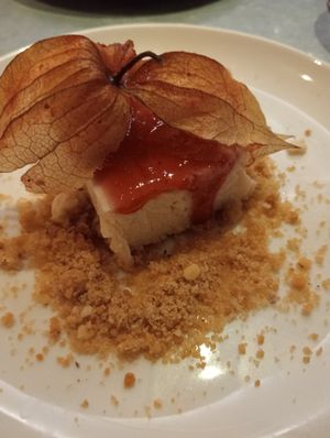 Cheese cake vegano, muy bueno! at Teresa Carles Cocina Vegetariana in Barcelona