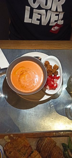 Gazpacho at Teresa Carles Cocina Vegetariana in Barcelona