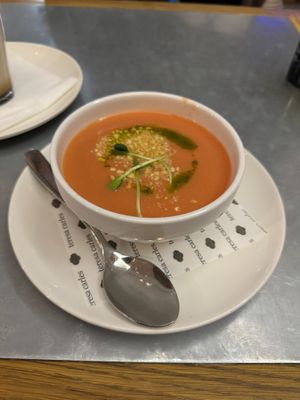 Gazpacho at Teresa Carles Cocina Vegetariana in Barcelona