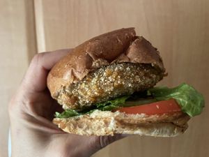 Vegan crispy-chicken burger  at Teresa Carles Cocina Vegetariana in Barcelona