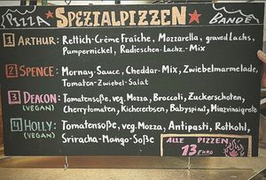 Aktuelle Spezialpizzen at Pizza Bande in Hamburg