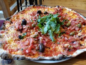 Just another delicious vegan pizza... at Pizza Bande in Hamburg