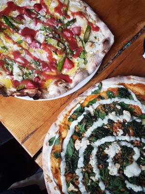 featured vegan pizzas (pizza of the month) at Pizza Bande in Hamburg