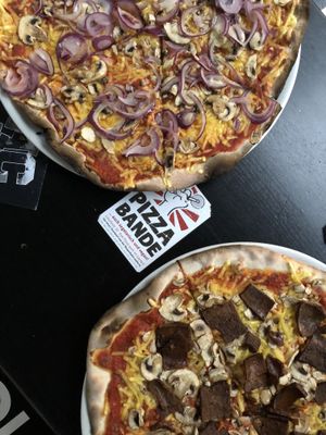 the best vegan pizza we ever had  at Pizza Bande in Hamburg
