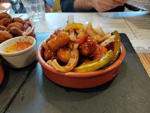 Yummy tofu (could've gone lighter on the onion and pepper though) at Anna Loka in Cardiff