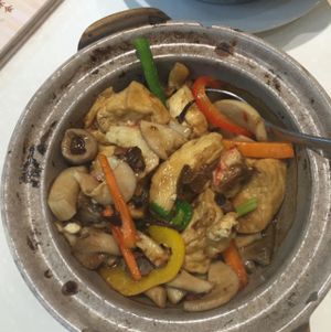 clay pot braised tofu at Destine Vegetarian - Tuen Mun in New Territories