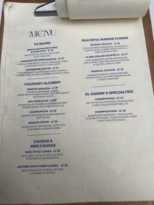 Menu  at El Jardín de Jazmín in Lima
