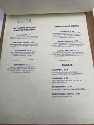Menu  at El Jardín de Jazmín in Lima