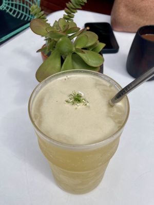 Avocado lemonade   at El Jardín de Jazmín in Lima