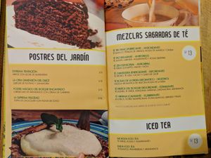 Menu at El Jardín de Jazmín in Lima