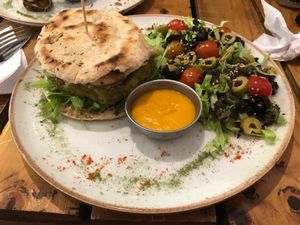 Venusian - chickpea based burger with mushrooms & aioli  at El Jardín de Jazmín in Lima