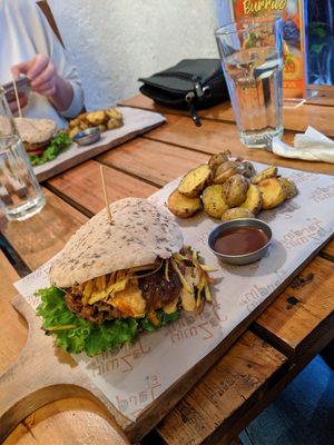 Bean burger at El Jardín de Jazmín in Lima