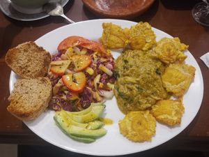 Encocao 100% esmeraldeno (champignons au lait de coco) at Mishqui Quinde Sweet Hummingbird in Mindo