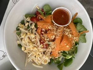 thai salad at Universo Vegano in Florence