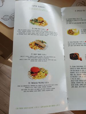 Burgers 2 at Universo Vegano in Florence