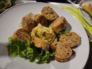 Hummus at Universo Vegano in Florence