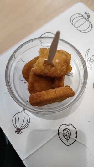 Crocchette di finto pollo at Universo Vegano in Florence