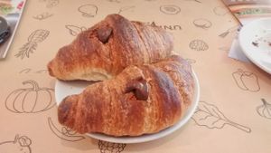 Croissants with chocolate cream at Universo Vegano in Florence