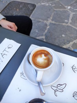 Caffè macchiato di soia at Universo Vegano in Florence