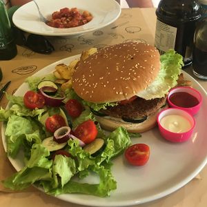 Big Burger platter and Gnocchi 5/5 at Universo Vegano in Florence