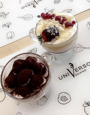 Tiramisu & Pudding at Universo Vegano in Florence