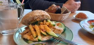 Vegan thai chicken on sesame bagel at Bagels & Beans in Zwolle