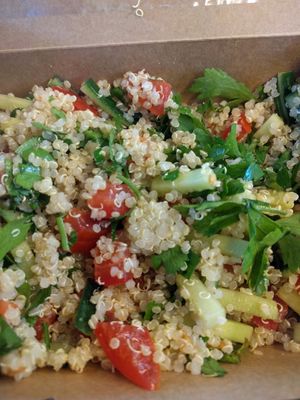 Quinoasalat at VIDA in Konstanz