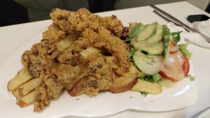 Mushrooms and potatoes at OKEY Al Natural in Lima