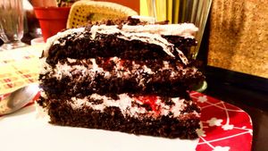 Torta selva negra at OKEY Al Natural in Lima