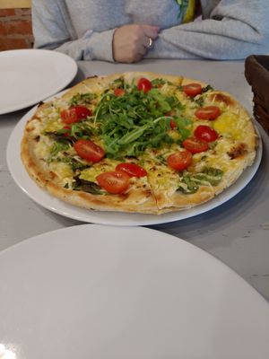 Vegan pizza at Korzenie  in Lodz
