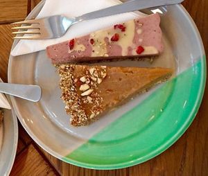 Strawberry and fig cakes at Naspolya Nassolda in Budapest