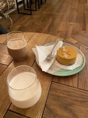Pumpkin cake at Naspolya Nassolda in Budapest