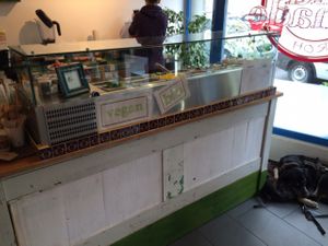 counter at Glucks kost in Munich