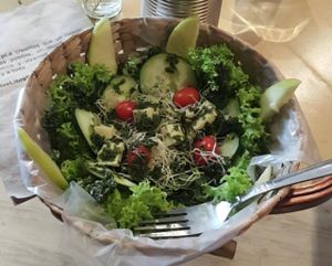 Salad of the day 11/7/15! Great taste but very oily. at U.to.pi.a in Mexico City