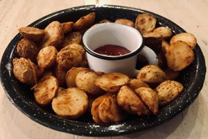 Papas gajo at U.to.pi.a in Mexico City