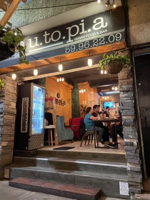 U can sit inside and also outside. Super nice staff and very friendly. The Atmosphere is super comfortable and I definitely would come back!!! at U.to.pi.a in Mexico City