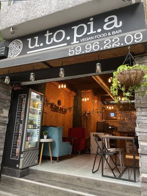 Small and unsuspecting, but totally delicious   at U.to.pi.a in Mexico City