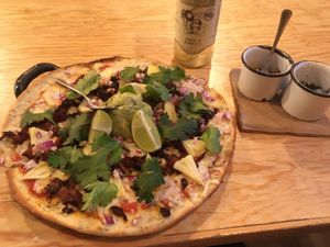 Al Pastor Pizza #Veganuary at U.to.pi.a in Mexico City