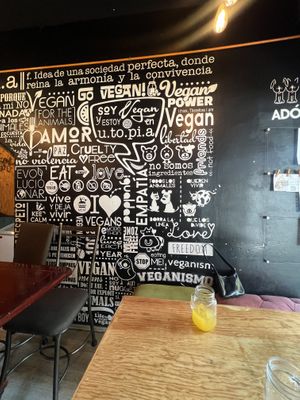 El lugar es muy cómodo   at U.to.pi.a in Mexico City