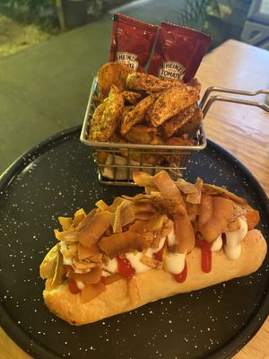 Sencillo   at U.to.pi.a in Mexico City