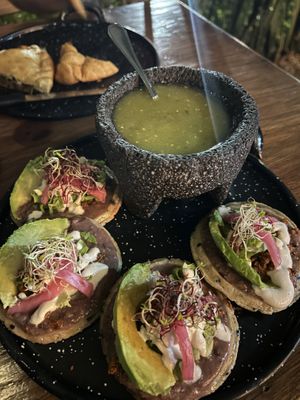 Sopecitos y empañadas de champiñones   at U.to.pi.a in Mexico City