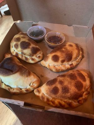 Empanadas de jamón y queso y de champiñón y queso.  at U.to.pi.a in Mexico City