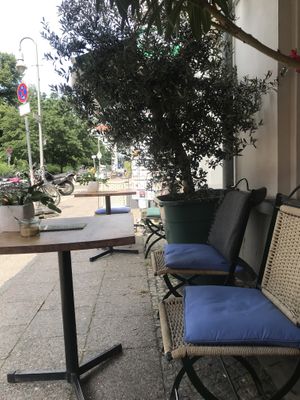 Nice seating outside   at Vegan Tiger in Berlin