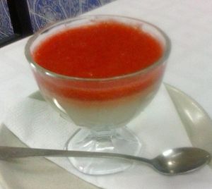 dessert at Salpicos Verdes in Porto