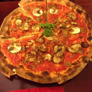 large Pomodoro Vegetariana at The Italian House in Phnom Penh