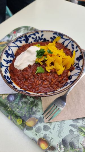 Chilli sin Carne at Le Botaniste in Ghent