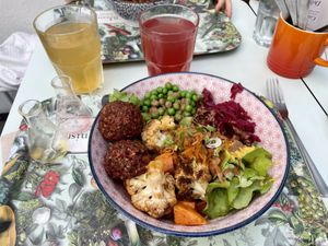 One of the “Specials of the day” with some extra vegan balls: even my picky daughter loved these balls!  at Le Botaniste in Ghent