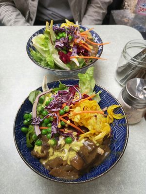 The 'Jeff' bowl at Le Botaniste in Ghent