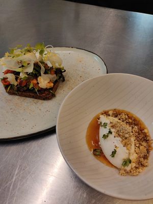 Tomato bruschetta and cheesecake with elderflower and hazelnut at simpleRAW in Copenhagen
